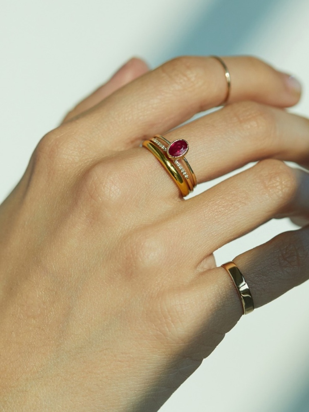 Catbird Caravaggio Ring in 14k Yellow Gold and Ruby - Picture 3 of 6